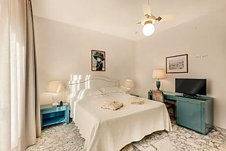 Superior Double Room with Terrace