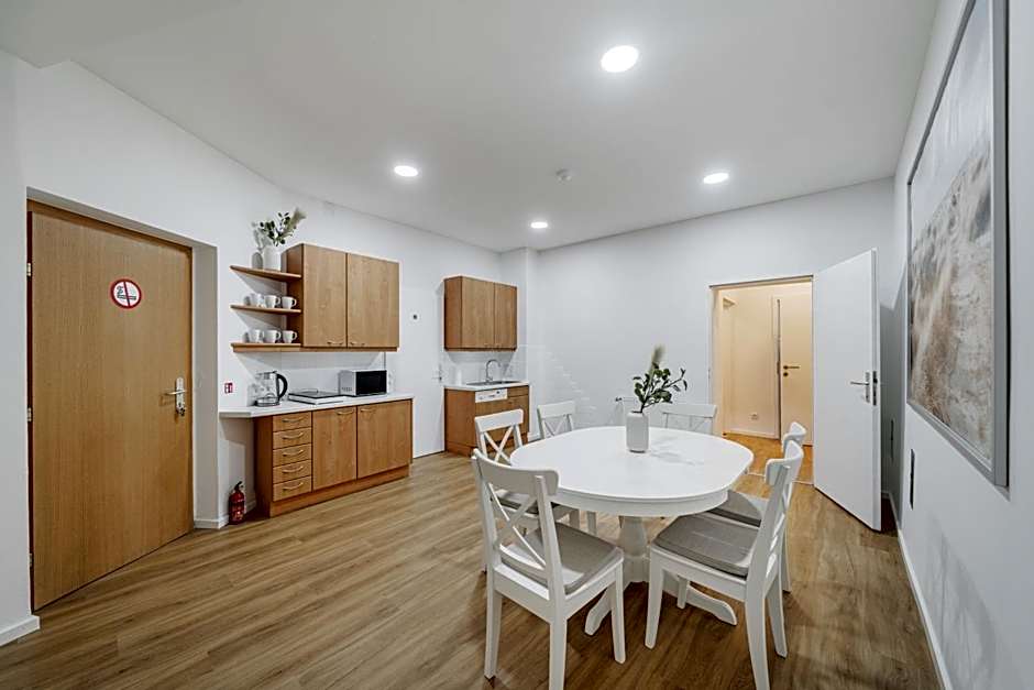 Central City Rooms by Home2