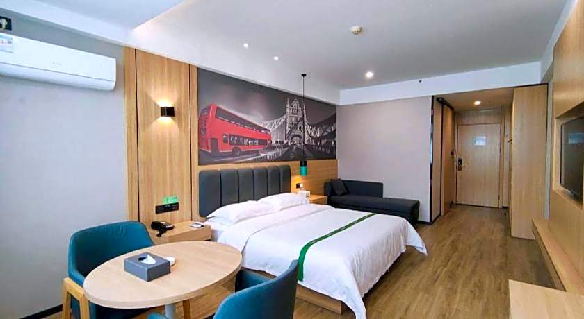 GreenTree Inn QinYang Middle HuaiFu Road Express Hotel
