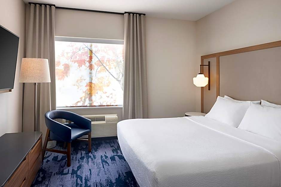 Fairfield by Marriott Inn & Suites West Kelowna
