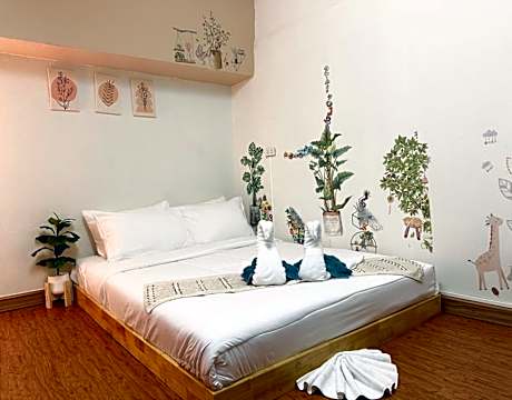 Queen Room