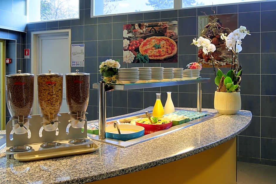 Hotel CIS Paris Maurice Ravel