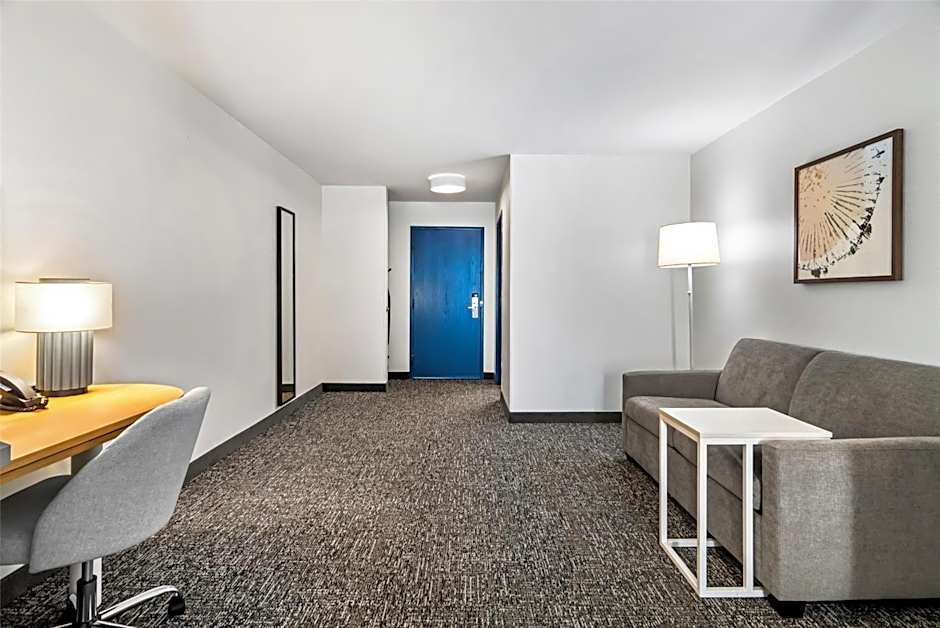 Spark by Hilton Merrillville