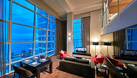 Maritime Luxury Suites