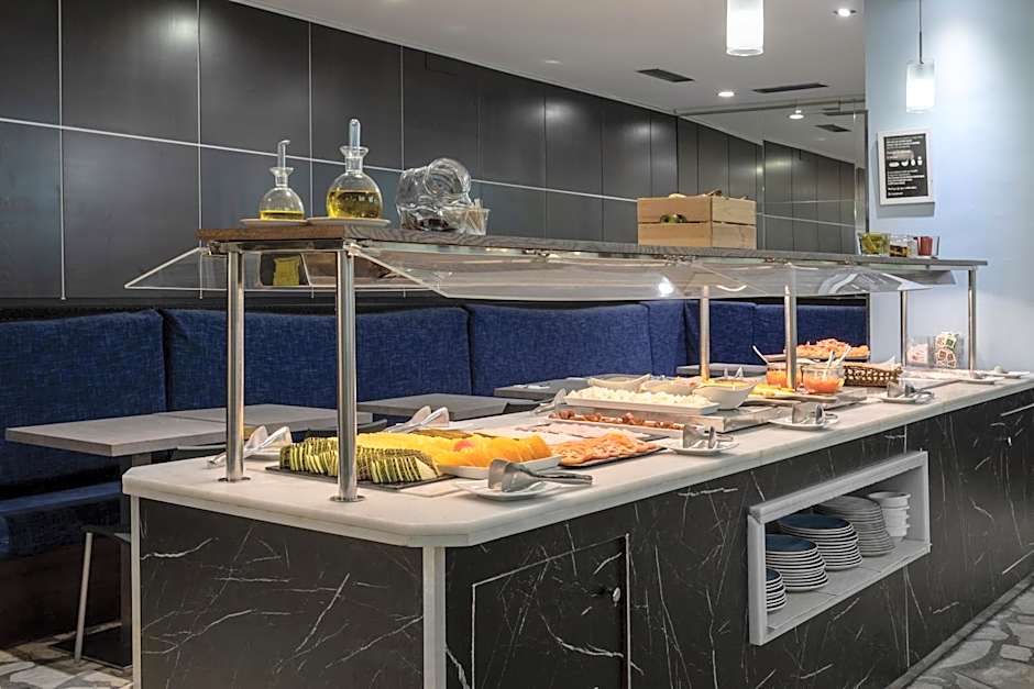 Petit Palace Cliper-Gran Via