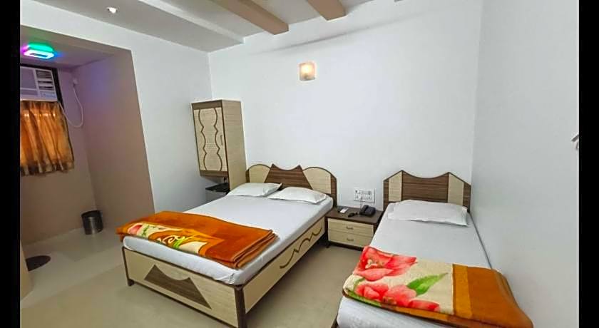 Hotel Broadway Colaba