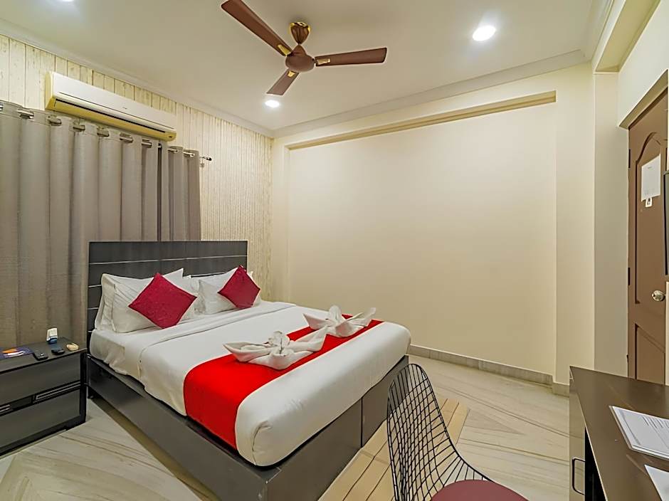 Hotel Athome & Serviced Apartments By Deccan Serai Hotels
