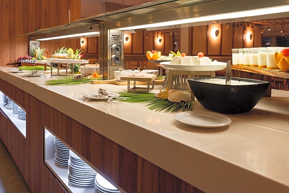 Aqualuz Troia Mar Hotel by The Editory