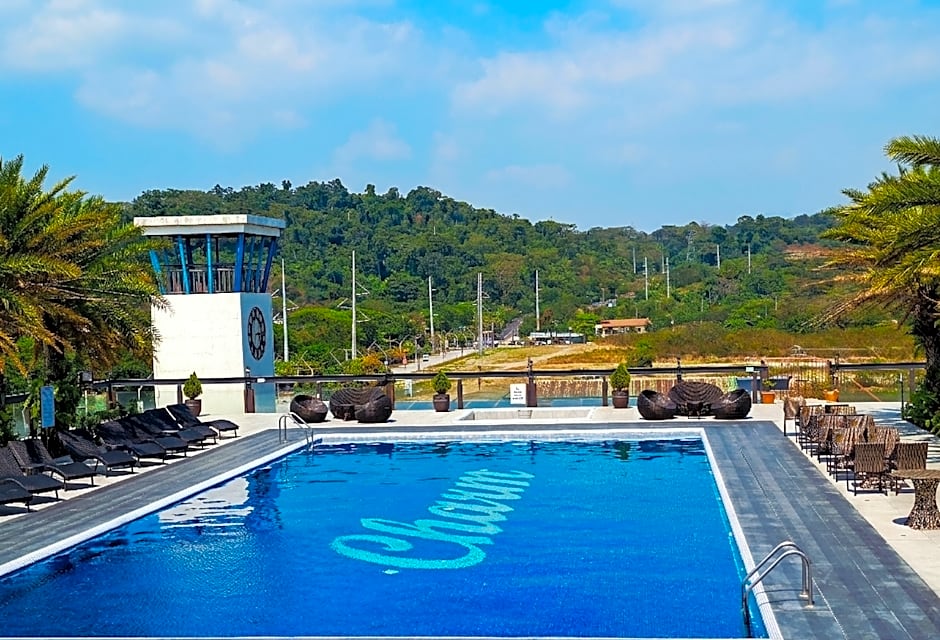 Le Charme Suites Subic