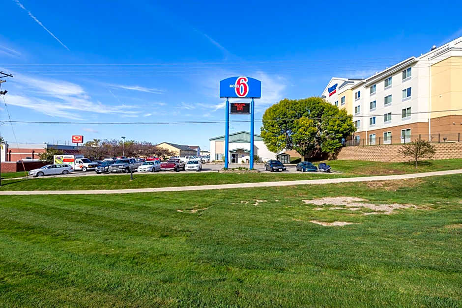 Motel 6 Cedar Rapids Airport