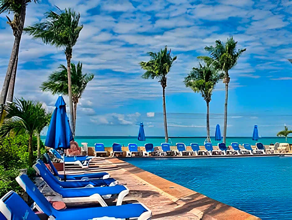 Nautibeach Condos