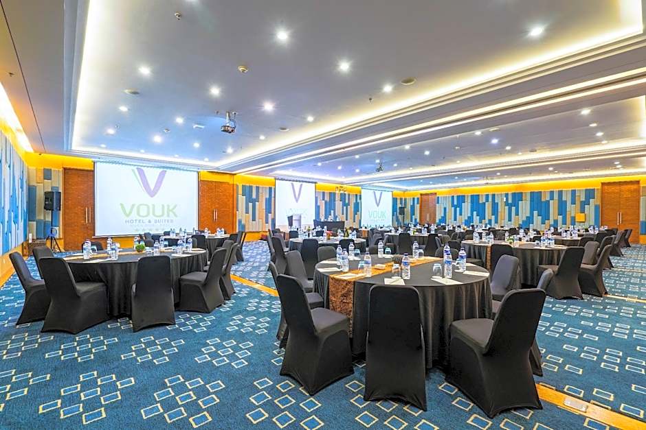 Vouk Hotel & Suites