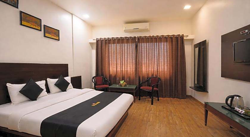 Hotel Sai Shree