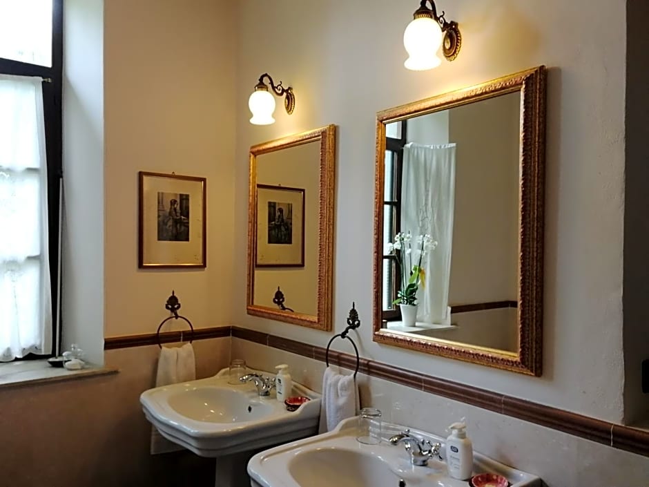Castello Di Camerletto B&B – Caselette, NY