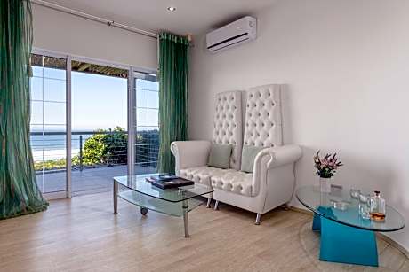 Days At Sea Beach Lodge