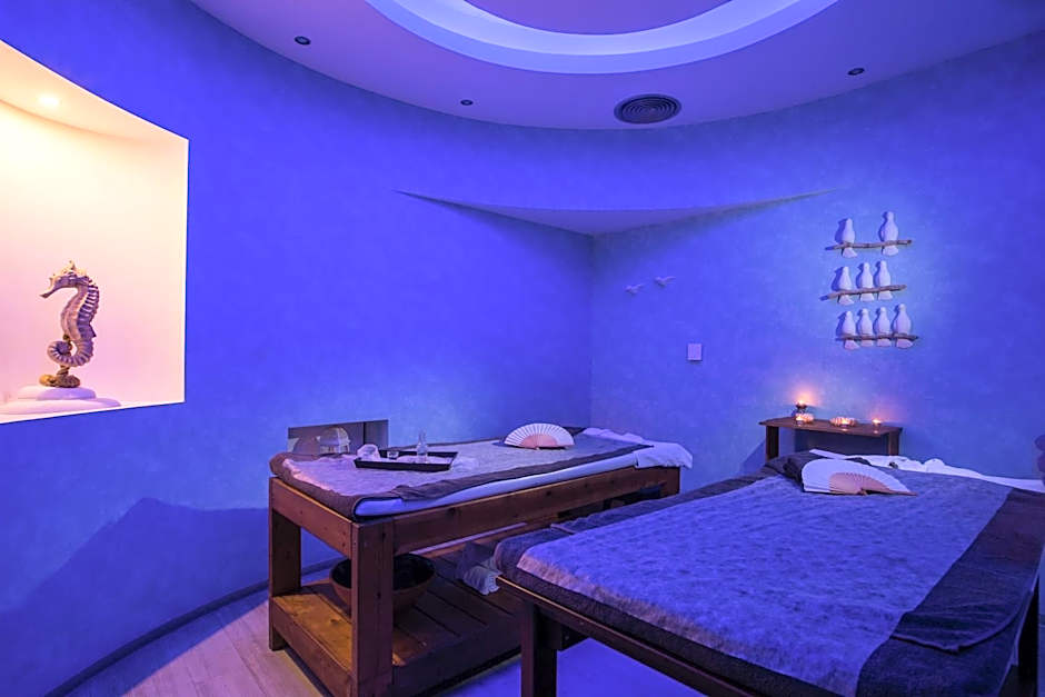 Pegasos Deluxe Beach Hotel