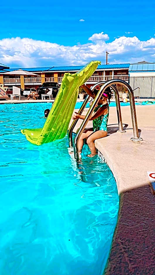The Classic Desert Aire Hotel