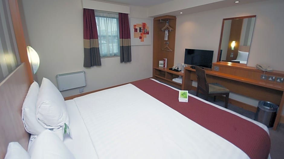Holiday Inn Manchester Central Park By IHG