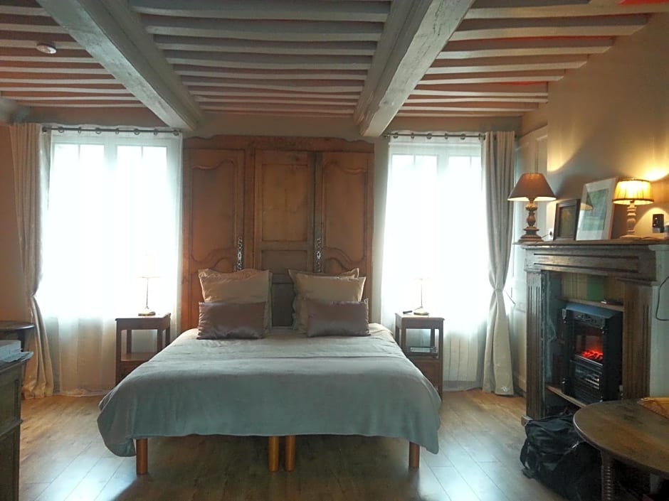 La Maison de Honfleur Bed & Breakfast