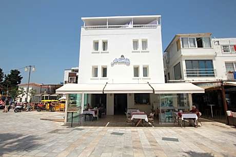 Artemis Hotel