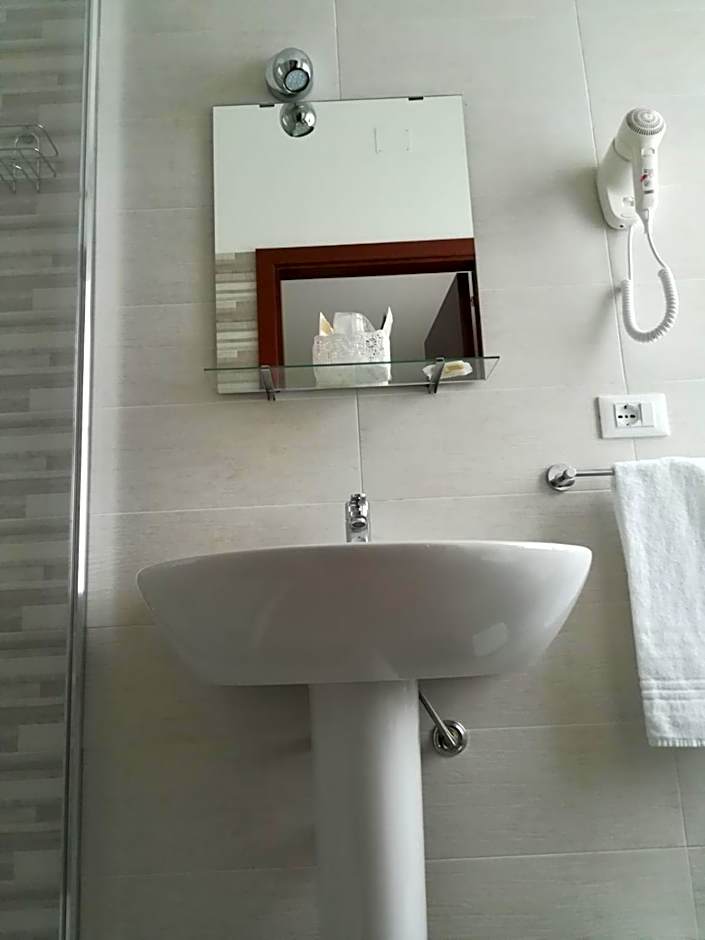 Hotel Elite Palermo Centro & Bistro'