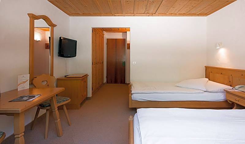 Hotel Etrier