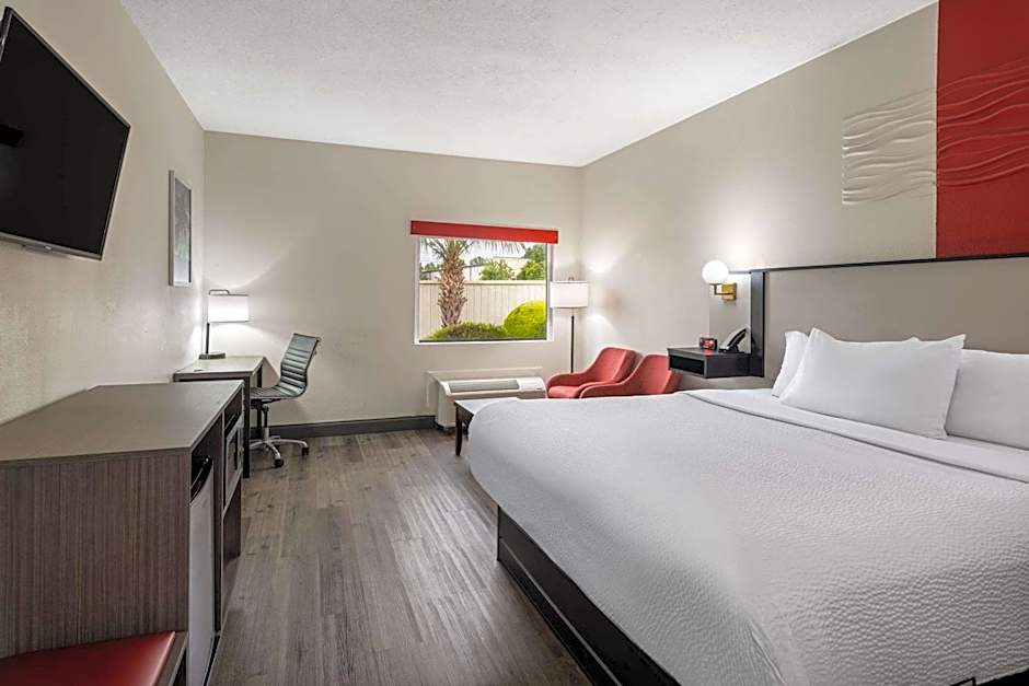 Ramada by Wyndham Locust Grove