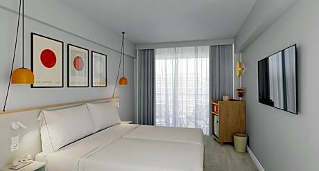 Twin Room with Pool View