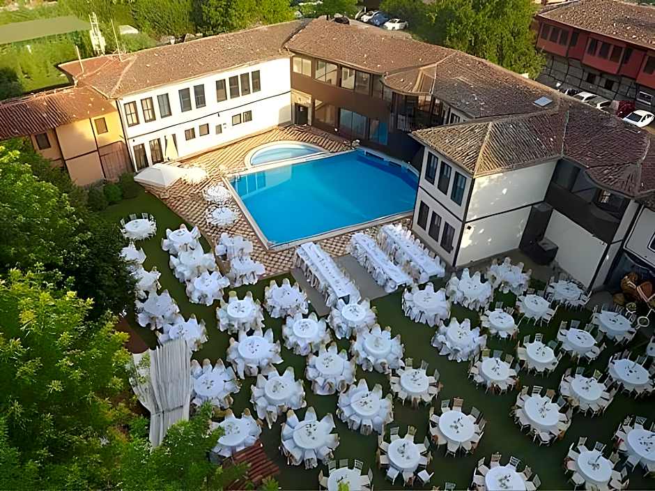 Otantik Hotel Club & Spa
