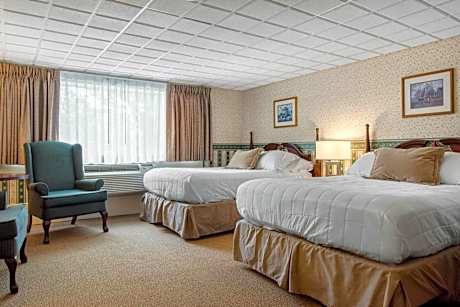 Queen Room with Two Queen Beds