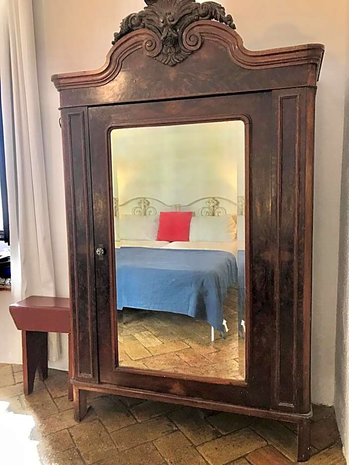 Casa Largo do Poço Guesthouse