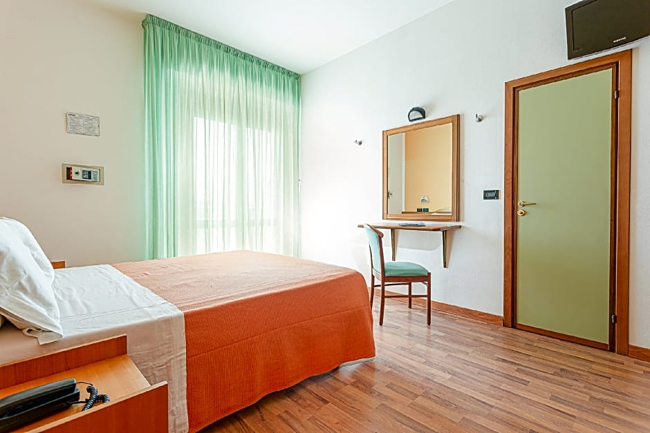 Little Hotel