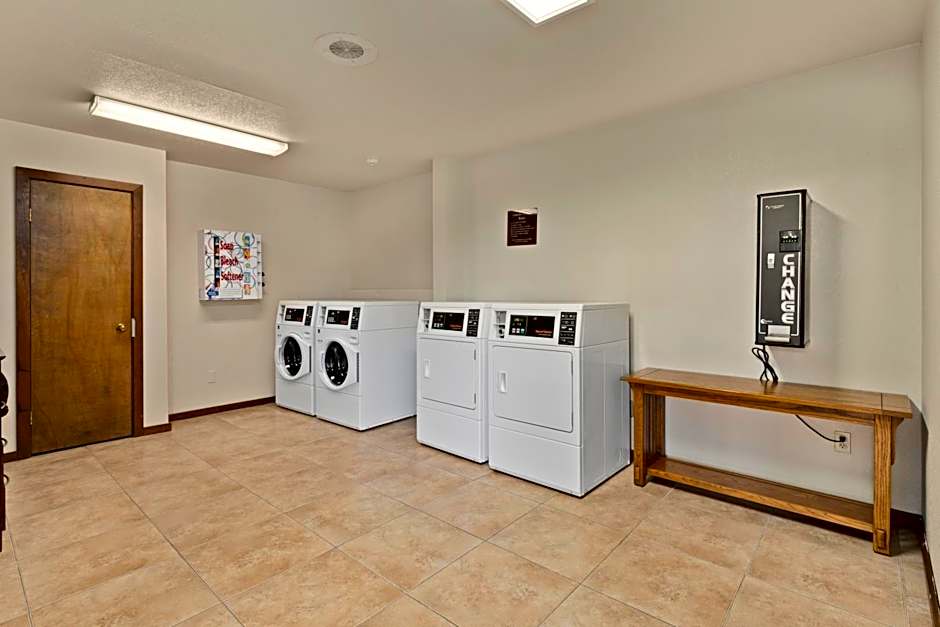 Sandpoint Hotel & Suites Downtown