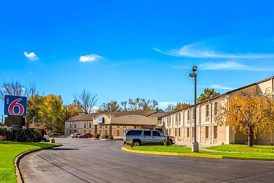 Motel 6-Levittown, PA - Bensalem