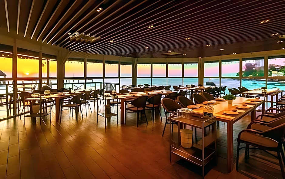 Bangsaen Villa Hotel