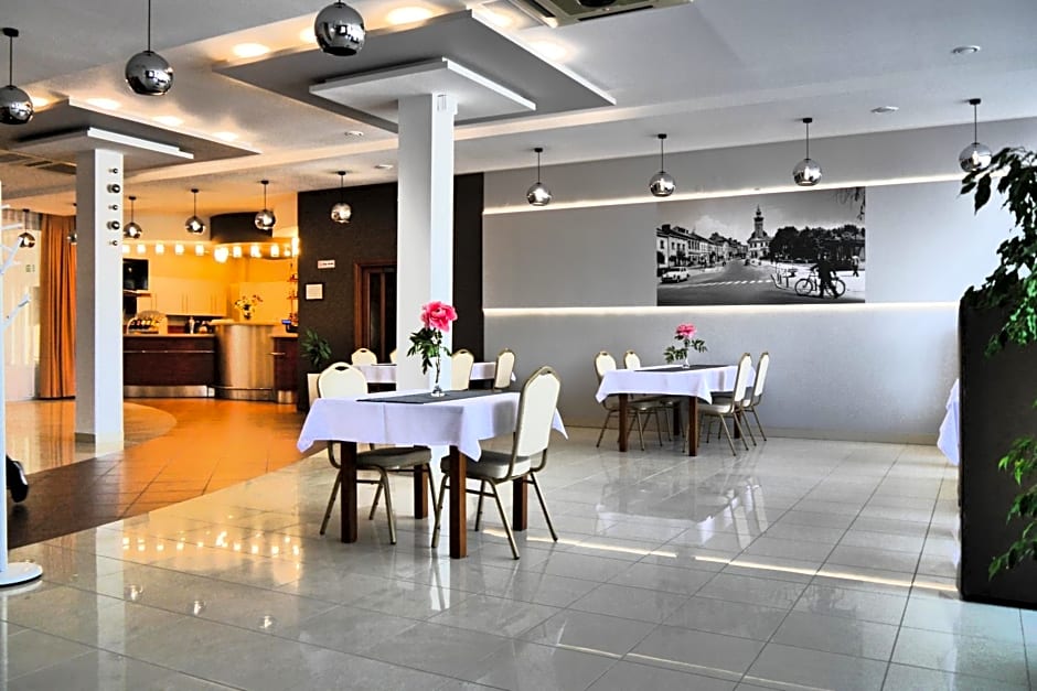 Hotel Restauracja Leliwa