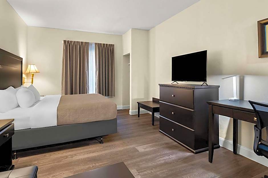 Quality Inn & Suites Lafayette