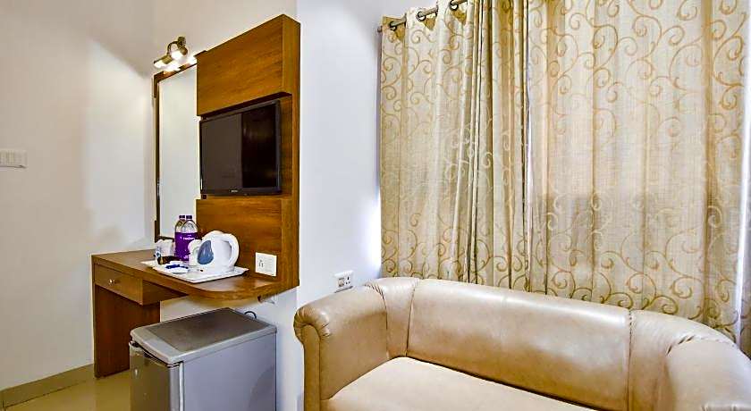 Hotel Sapphire Opposite Golden Temple