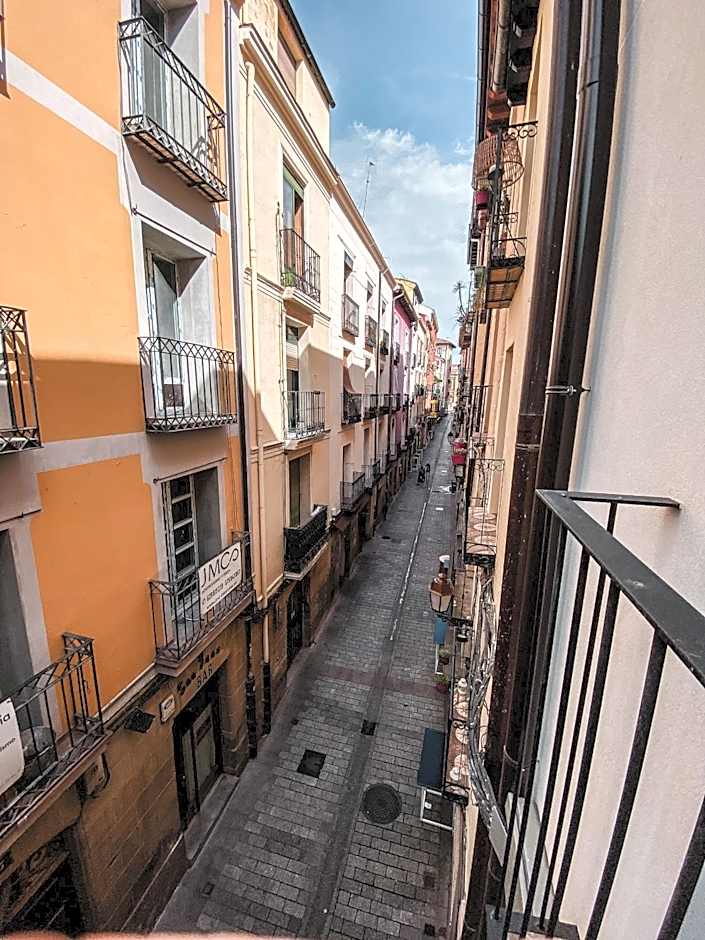 Casa San Juan - Habitaciones privadas Logroño