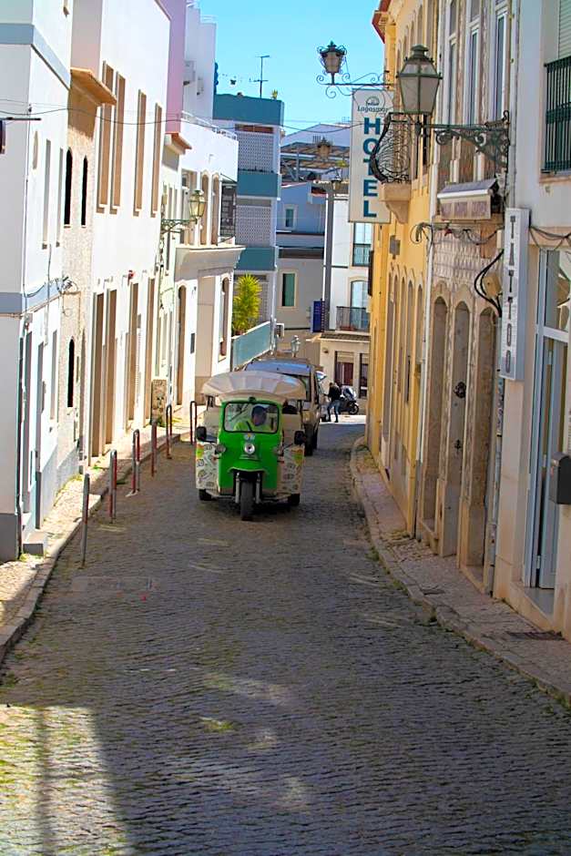 Albufeira Beach Hotel by Kavia