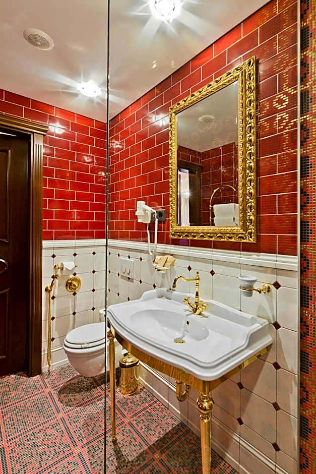 Aqua Center Apartments