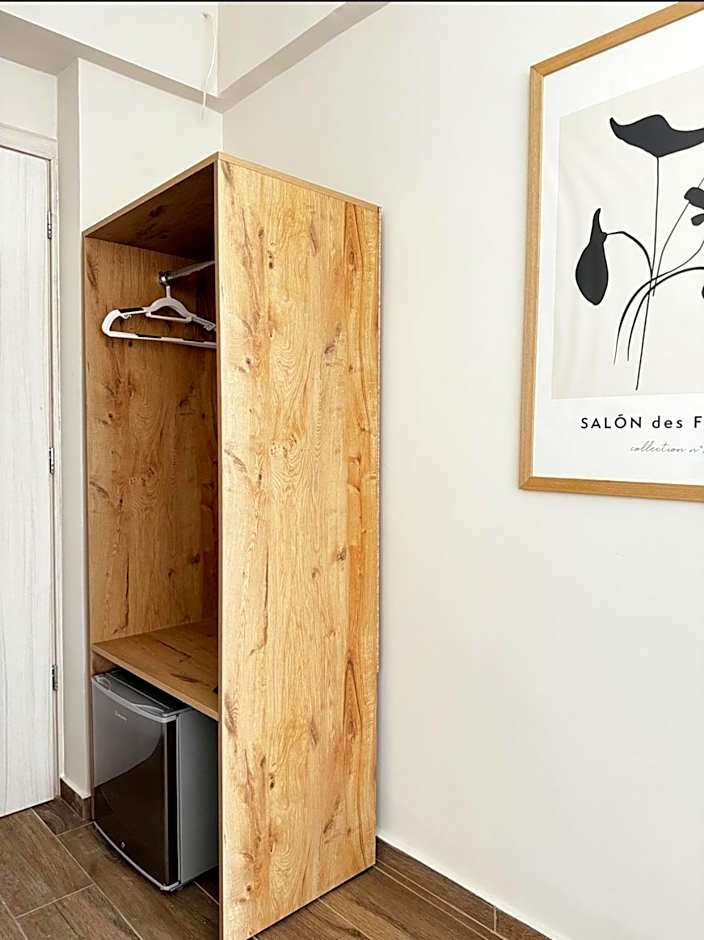 Lunar Hotel Modern Boutique