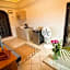 Hotel Bucaneros