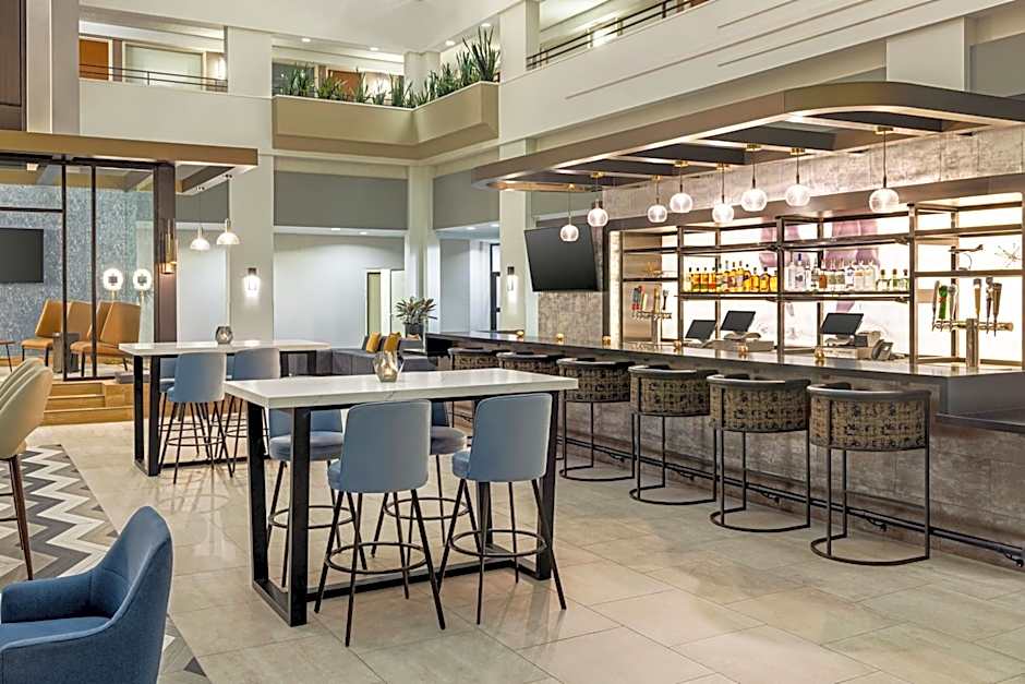 Sheraton Suites Chicago O'Hare