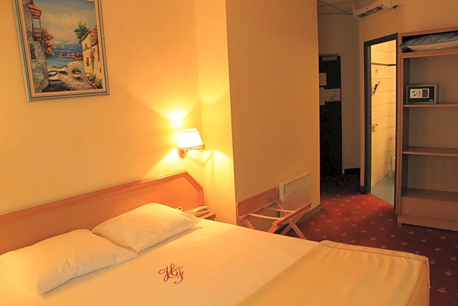 Hotel Foch