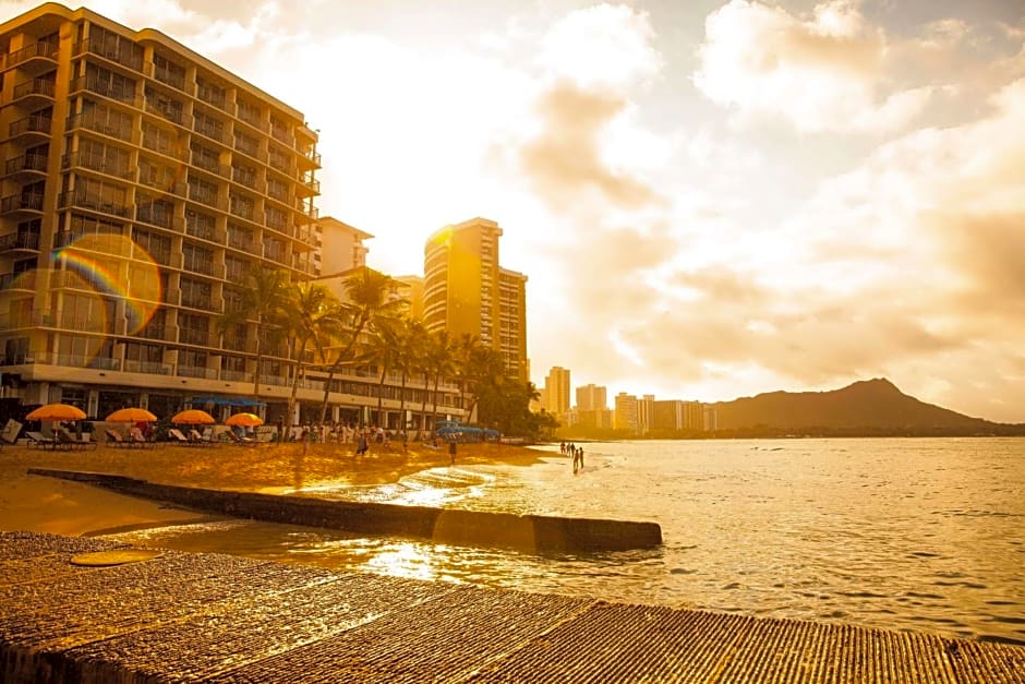 Outrigger Reef Waikiki Beach Resort