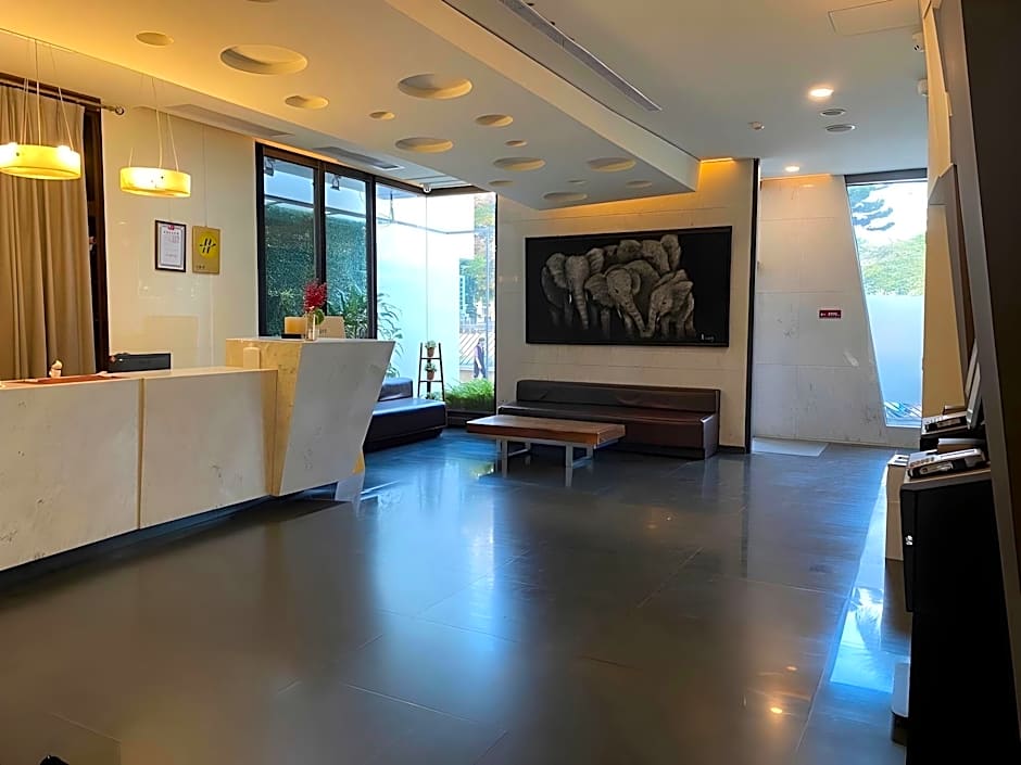 The Galerie Hotel