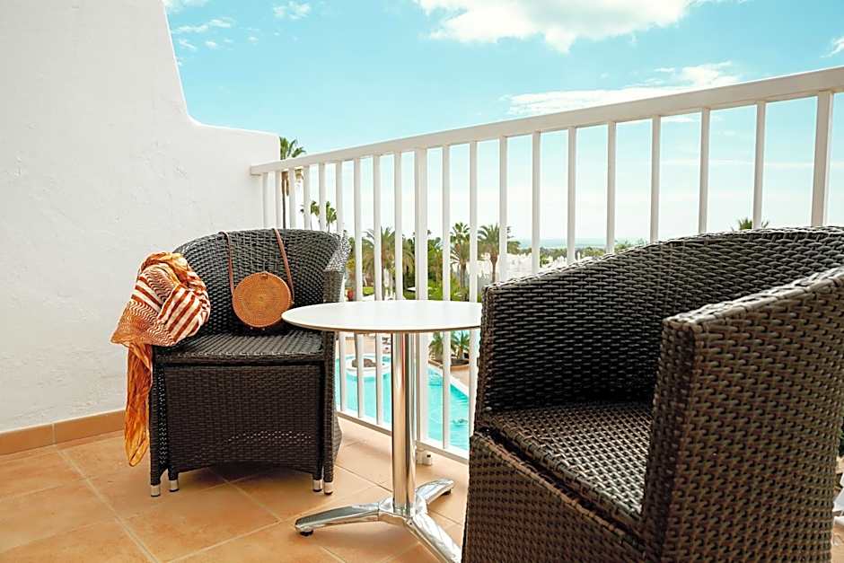 Sunprime Atlantic View Suite & Spa