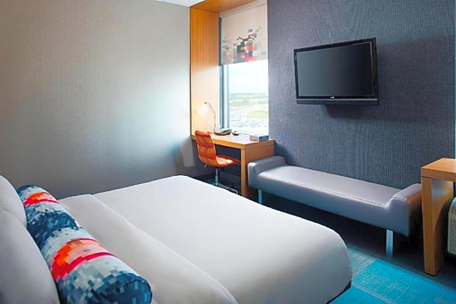 Aloft Philadelphia Airport