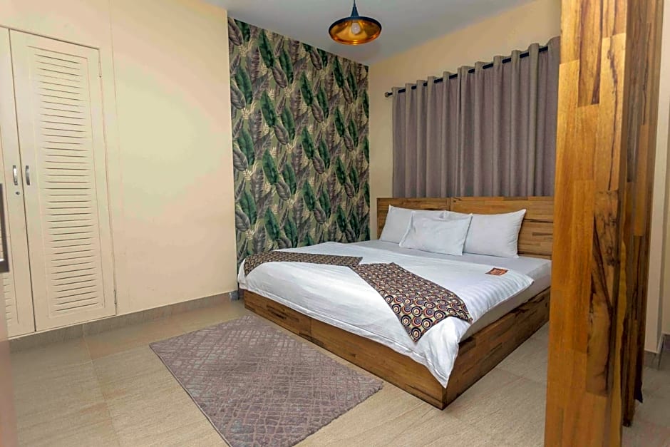 Roots Apartment Hotel